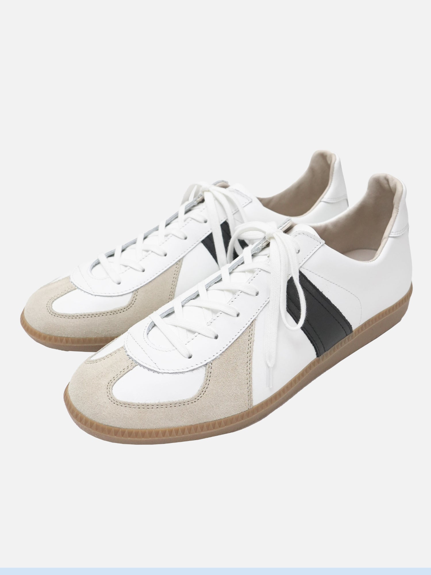 REPRODUCTION OF FOUND GERMAN MILITARY TRAINER – バウンドマン