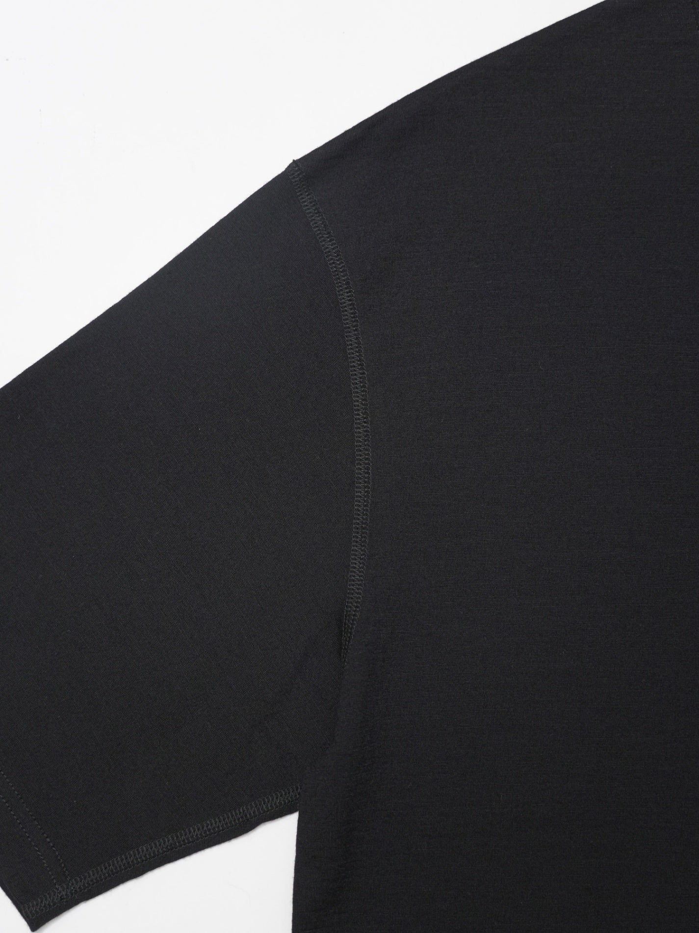 Wool Oversized Tee ‐Black