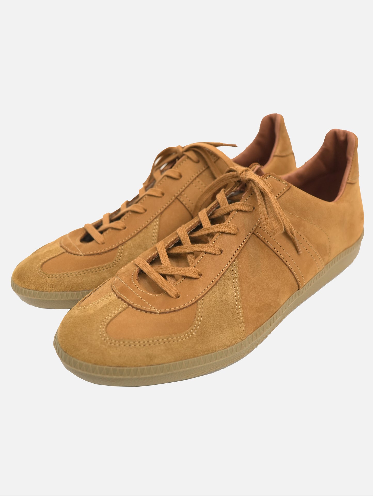 GERMAN MILITARY TRAINER - CAMEL NUBUCK