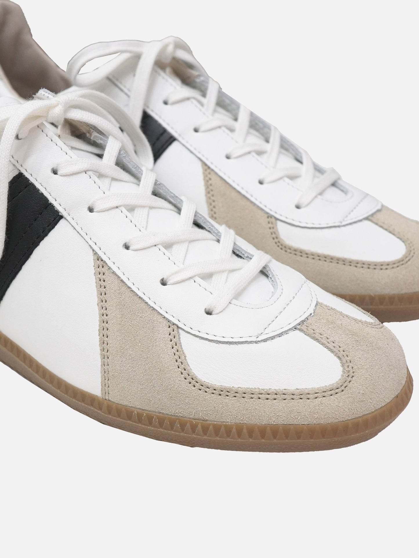 REPRODUCTION OF FOUND GERMAN MILITARY TRAINER