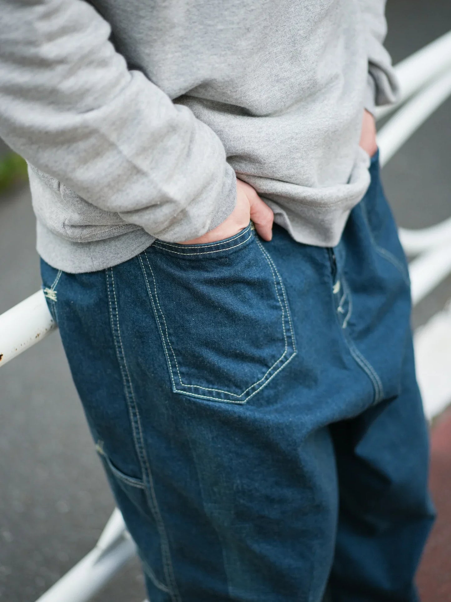 Replica Jeans - Strapped