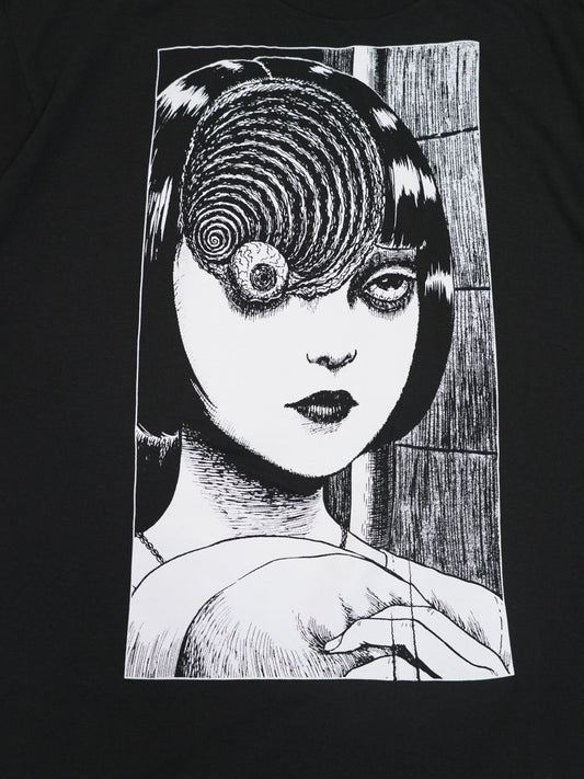 伊藤潤二 うずまき 黒谷あざみ Tシャツ Lサイズ