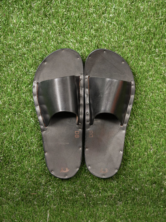 Jutta Neumann / Simone レザーサンダル